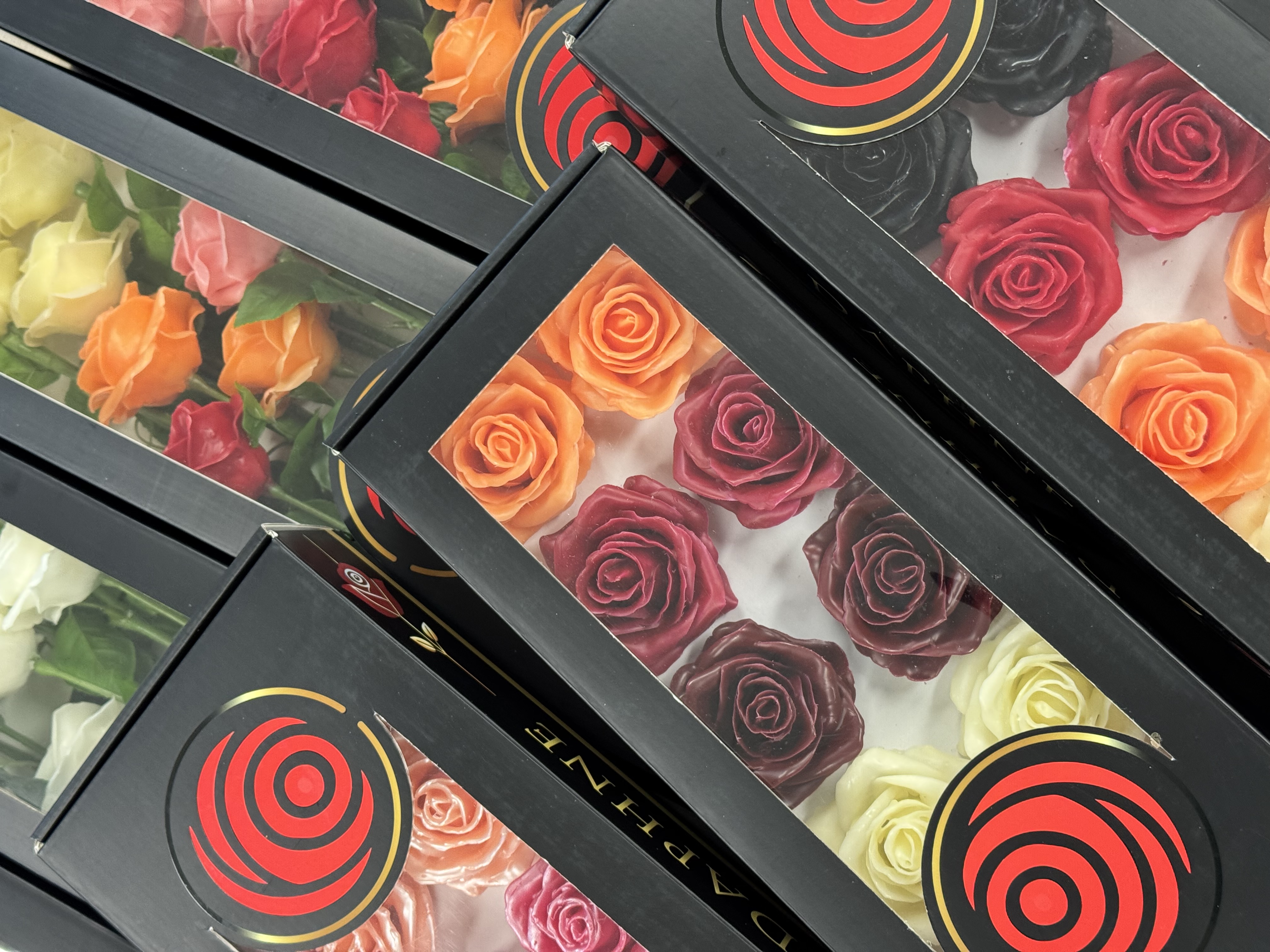 Waxed Roses Daphne Box